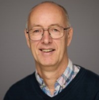 Dr Rod Chalk